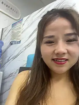 Efangfang online show from 03/03/25, 12:37