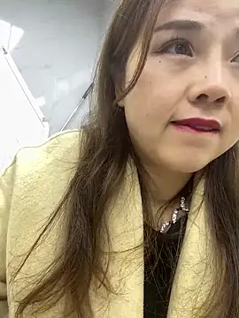 Efangfang online show from 03/05/25, 01:50