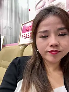 Efangfang online show from 03/11/25, 01:12