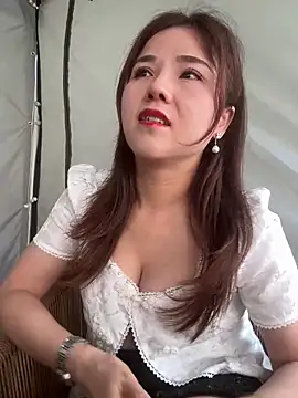 Efangfang online show from 03/14/25, 07:04