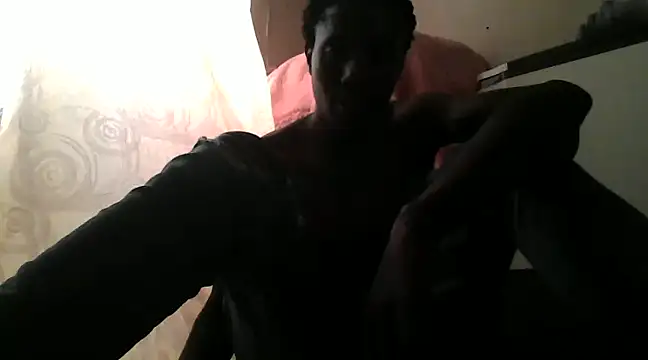 Snapshot of MkingPin chatting on 01/02/25, 04:02 MkingPin online show from 01/02/25, 04:02