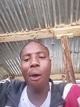 Snapshot of MkingPin chatting on 11/08/25, 09:09 MkingPin online show from 11/08/25, 09:09