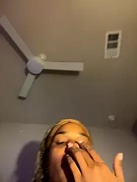 goldbuni online show from 12/05/25, 12:36