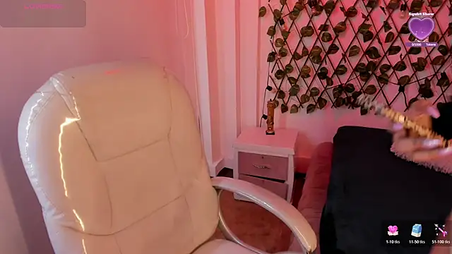 Snapshot of Violeta_dss chatting on 11/03/25, 01:12 Violeta dss online show from 11/03/25, 01:12