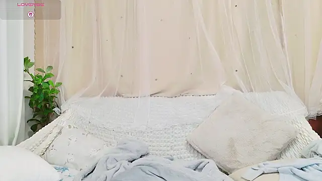 Snapshot of Conatsu chatting on 02/10/26, 06:06 Conatsu online show from 02/10/26, 06:06