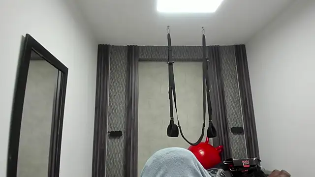 selene red  online show from 05/07/26, 01:33