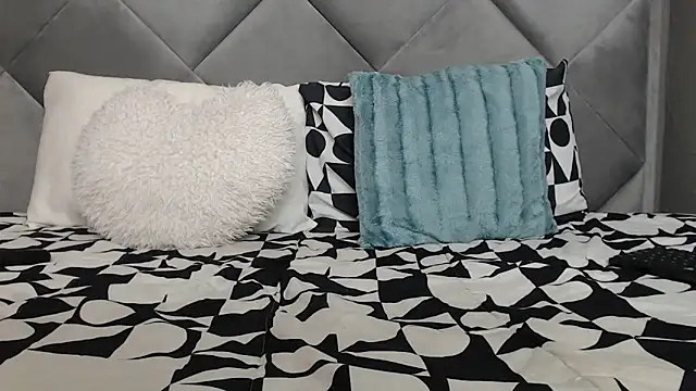 LOYAL SASHA online show from 03/13/25, 04:34