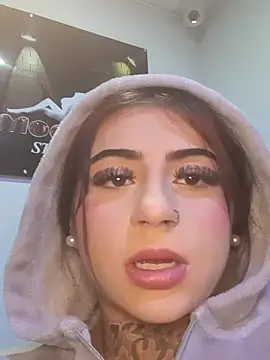 Bonnye star online show from 02/11/25, 02:03