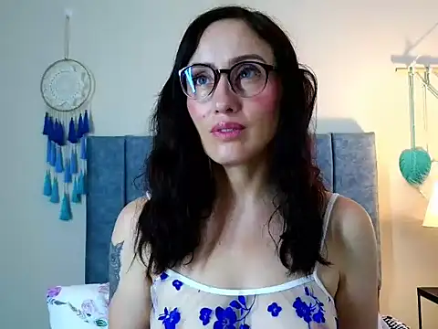 IberianMoonMK online show from 09/30/25, 11:37