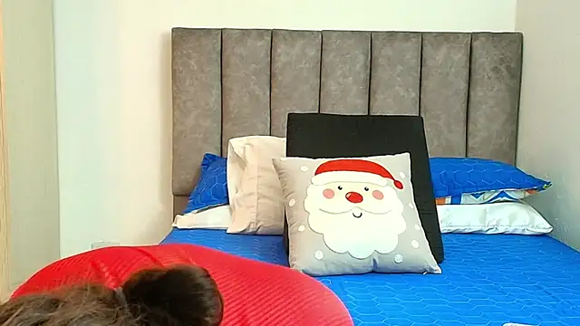 karina lewis  online show from 12/16/25, 04:06