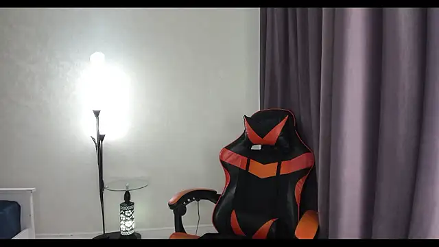 Missykitty01 online show from 02/14/26, 11:40