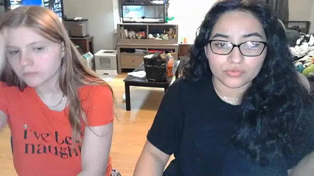 Elliewgfs online show from 03/04/25, 03:44