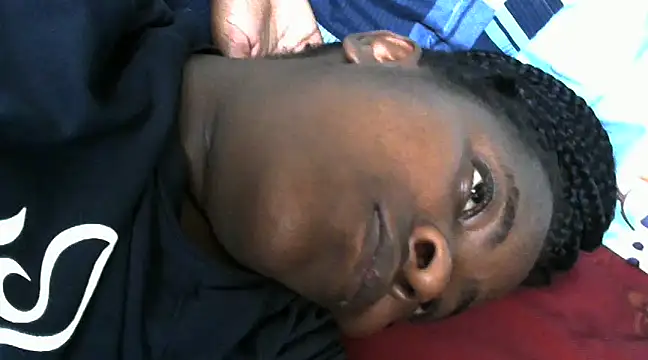 Snapshot of blue_ivy2211 chatting on 01/21/25, 03:32 blue ivy2211 online show from 01/21/25, 03:32