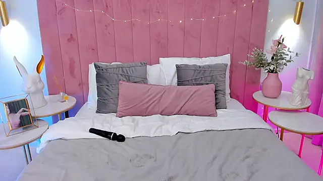 AprilWong online show from 01/25/25, 12:26