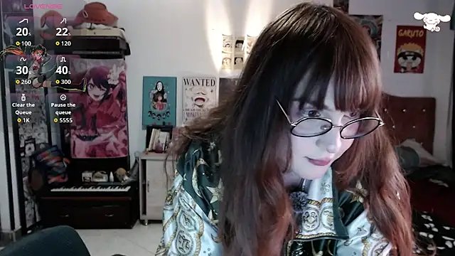 Snapshot of Avril2001 chatting on 01/14/26, 05:13 Avril2001 online show from 01/14/26, 05:13