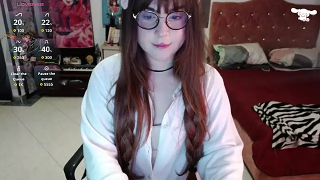 Snapshot of Avril2001 chatting on 02/21/26, 05:52 Avril2001 online show from 02/21/26, 05:52