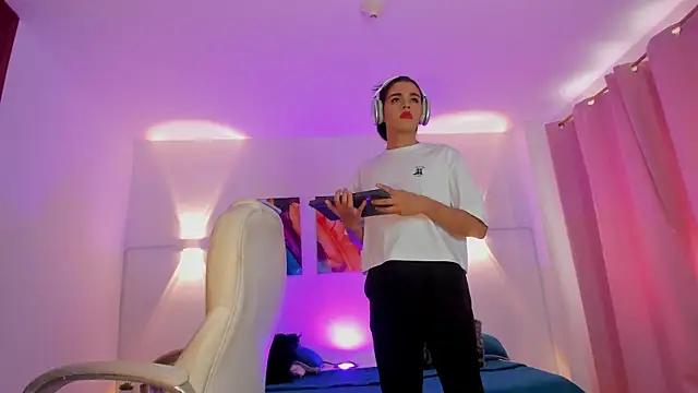 NoahCasstro online show from 01/11/25, 07:05