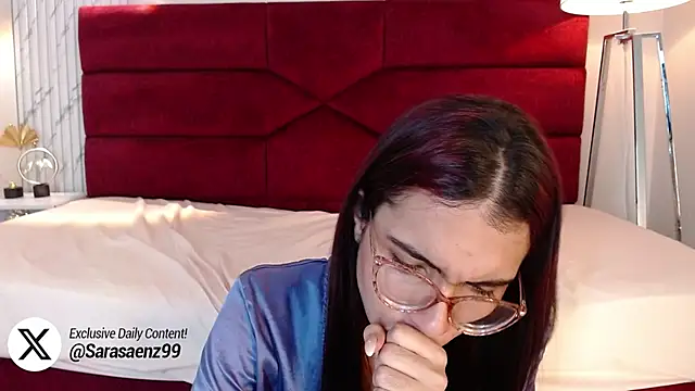 sara saenz99 online show from 03/07/25, 10:43