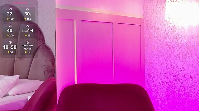 Camille Torres online show from 12/03/25, 01:53