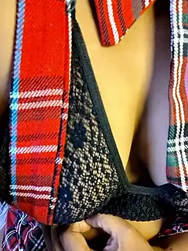 VR here 4U online show from 02/02/26, 06:50