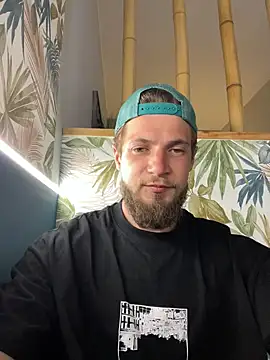 jimmyy  online show from 05/19/26, 07:47