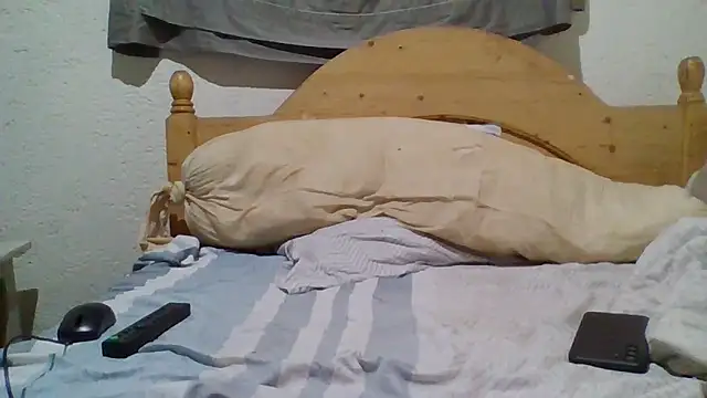 Snapshot of demo2004 chatting on 11/13/25, 08:46 demo2004 online show from 11/13/25, 08:46