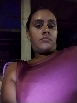 Snapshot of Andreita_95 chatting on 06/14/26, 11:40 Andreita 95 online show from 06/14/26, 11:40