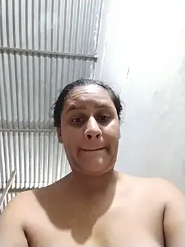 Snapshot of Andreita_95 chatting on 07/21/26, 11:51 Andreita 95 online show from 07/21/26, 11:51