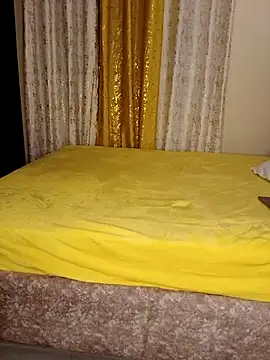 Snapshot of Birdie_girl_1 chatting on 02/18/25, 11:52 Birdie girl 1 online show from 02/18/25, 11:52