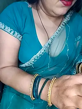 Snapshot of Pratibha_ji chatting on 02/12/25, 04:22 Pratibha ji online show from 02/12/25, 04:22