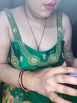Snapshot of Pratibha_ji chatting on 02/21/25, 07:45 Pratibha ji online show from 02/21/25, 07:45