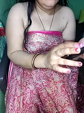 Snapshot of Pratibha_ji chatting on 02/21/25, 07:21 Pratibha ji online show from 02/21/25, 07:21