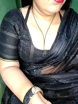 Snapshot of Pratibha_ji chatting on 03/01/25, 06:57 Pratibha ji online show from 03/01/25, 06:57