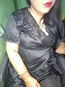 Snapshot of Pratibha_ji chatting on 03/02/25, 04:32 Pratibha ji online show from 03/02/25, 04:32