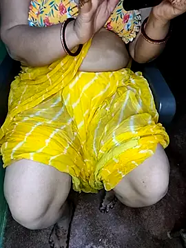 Snapshot of Pratibha_ji chatting on 03/19/25, 10:11 Pratibha ji online show from 03/19/25, 10:11