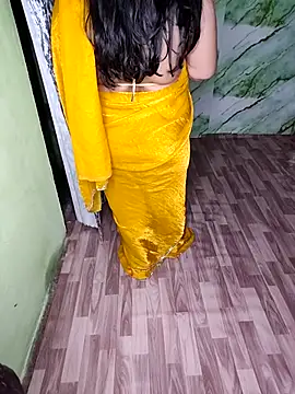 Snapshot of Pratibha_ji chatting on 10/13/25, 07:36 Pratibha ji online show from 10/13/25, 07:36
