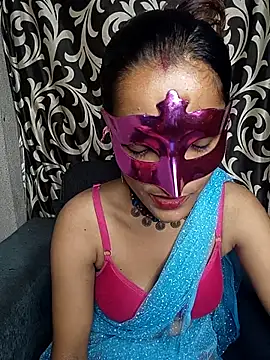 Snapshot of REVA_DARLING chatting on 05/22/26, 03:57 REVA DARLING online show from 05/22/26, 03:57