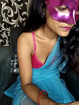 Snapshot of REVA_DARLING chatting on 07/28/26, 07:15 REVA DARLING online show from 07/28/26, 07:15