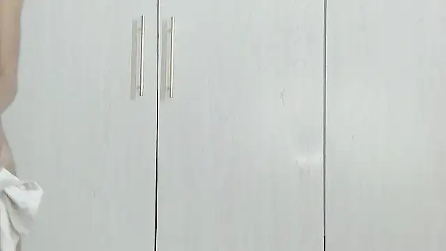 Destiny Desire online show from 05/03/26, 11:49