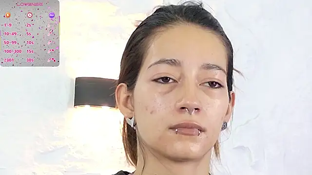 zorravioletta1 online show from 10/28/25, 12:19