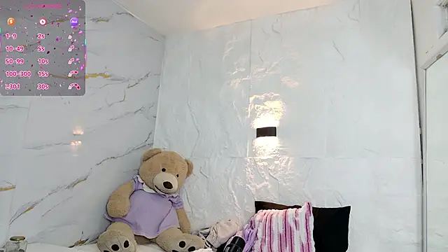 zorravioletta1 online show from 02/02/26, 11:20