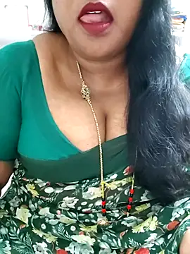 Snapshot of Swapna_143 chatting on 02/05/26, 04:55 Swapna 143 online show from 02/05/26, 04:55