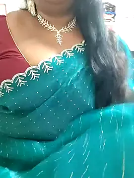 Snapshot of Swapna_143 chatting on 02/15/26, 04:58 Swapna 143 online show from 02/15/26, 04:58