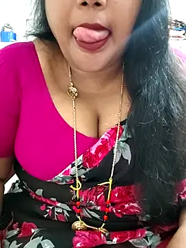 Snapshot of Swapna_143 chatting on 03/16/26, 01:44 Swapna 143 online show from 03/16/26, 01:44