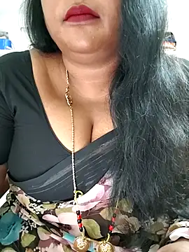 Snapshot of Swapna_143 chatting on 04/21/26, 02:51 Swapna 143 online show from 04/21/26, 02:51