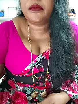 Snapshot of Swapna_143 chatting on 05/06/26, 06:52 Swapna 143 online show from 05/06/26, 06:52