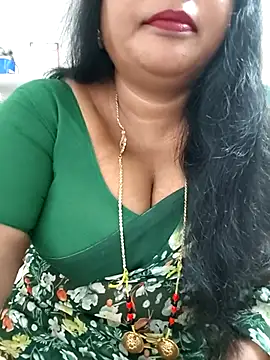 Snapshot of Swapna_143 chatting on 05/08/26, 03:23 Swapna 143 online show from 05/08/26, 03:23