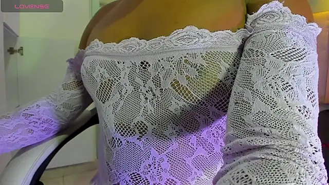 SofiaBrouw online show from 10/07/25, 12:35