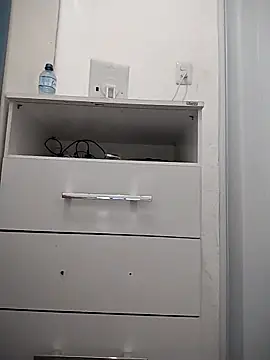 kBossgirls online show from 12/01/25, 11:43