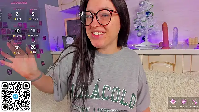 Snapshot of Kruela_Eva chatting on 01/03/25, 11:33 Kruela Eva online show from 01/03/25, 11:33